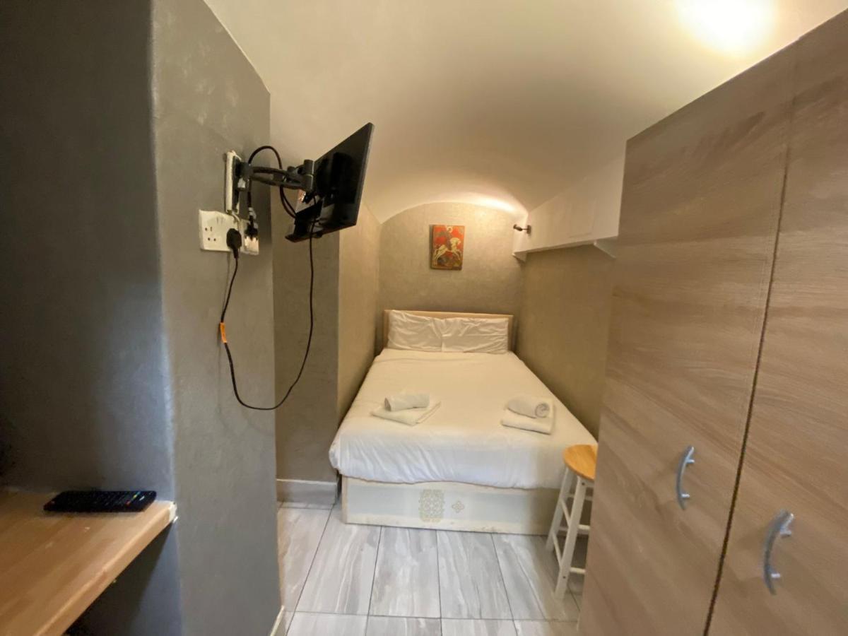 F24- Basement Single Studio Near Paddington Apartamento Londres Exterior foto